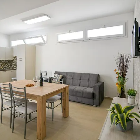Apartment Laura Charme *