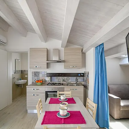 Laura Charme Apartment *