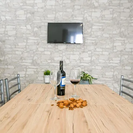 Διαμέρισμα Laura Charme Avola