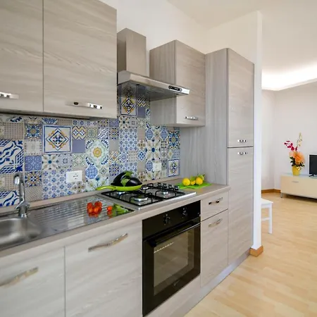 Laura Charme Διαμέρισμα *