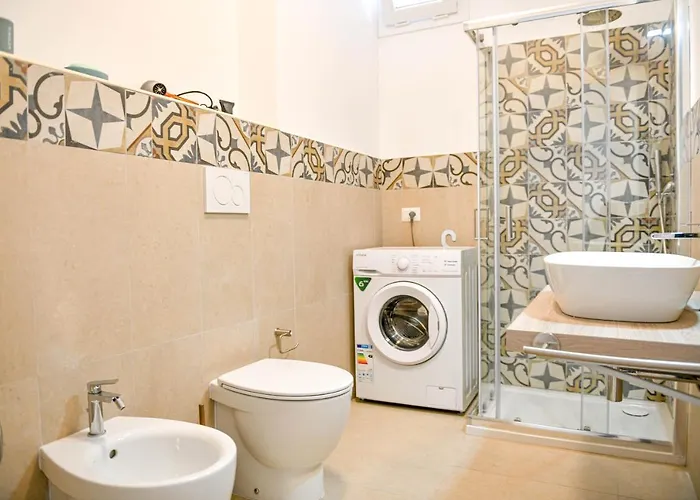 アパート Laura Charme アヴォラ